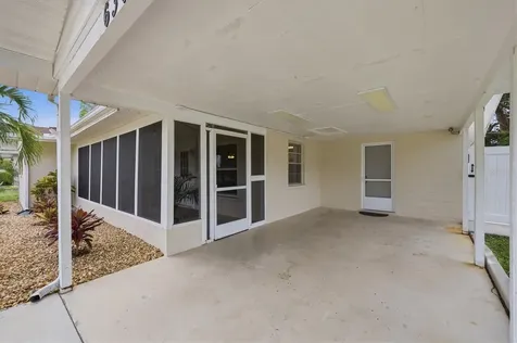 630 E Seminole Drive Venice FL 34293