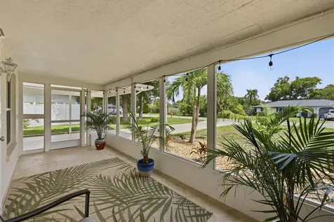 630 E Seminole Drive Venice FL 34293