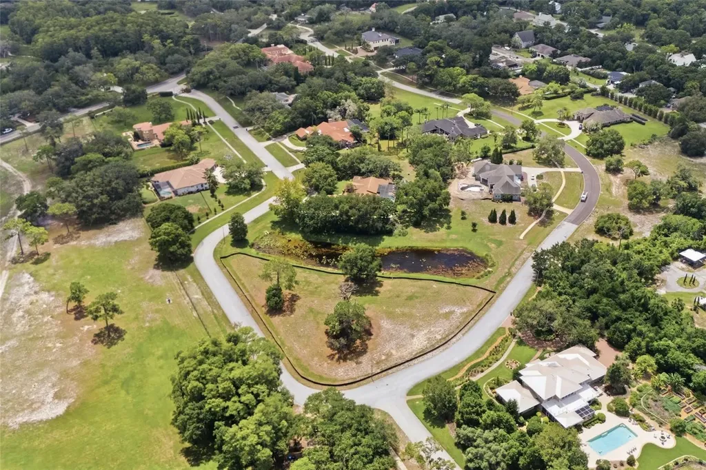 520 Austin Drive Tarpon Springs FL 34688