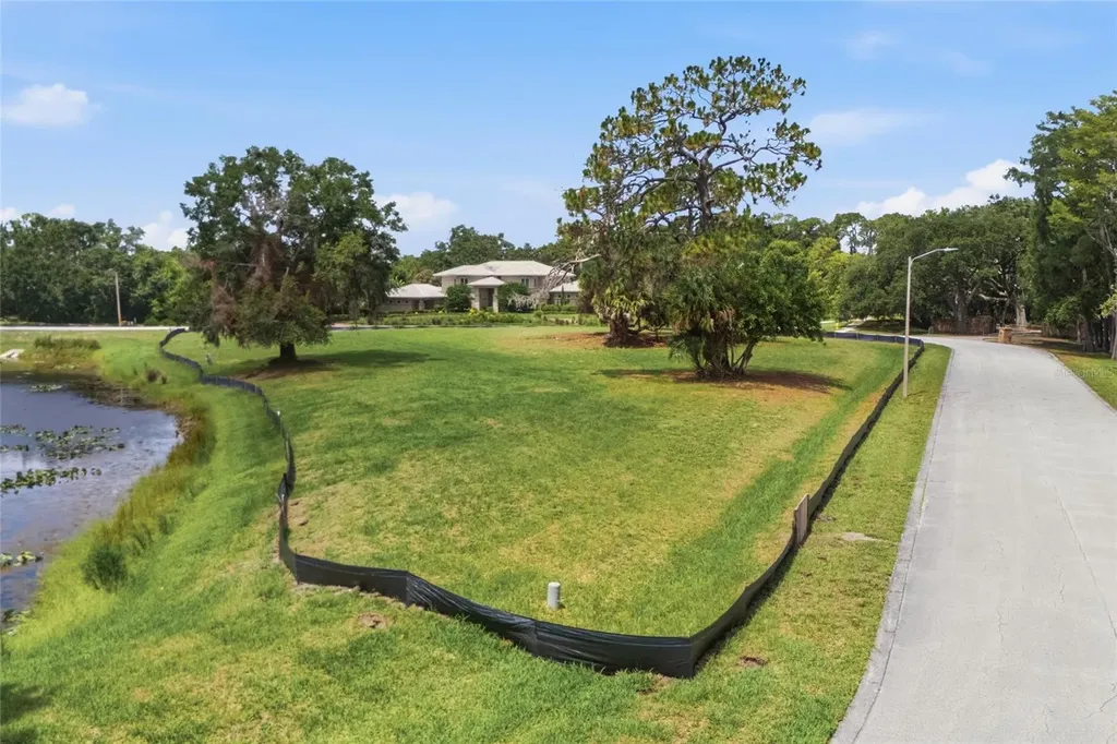 520 Austin Drive Tarpon Springs FL 34688