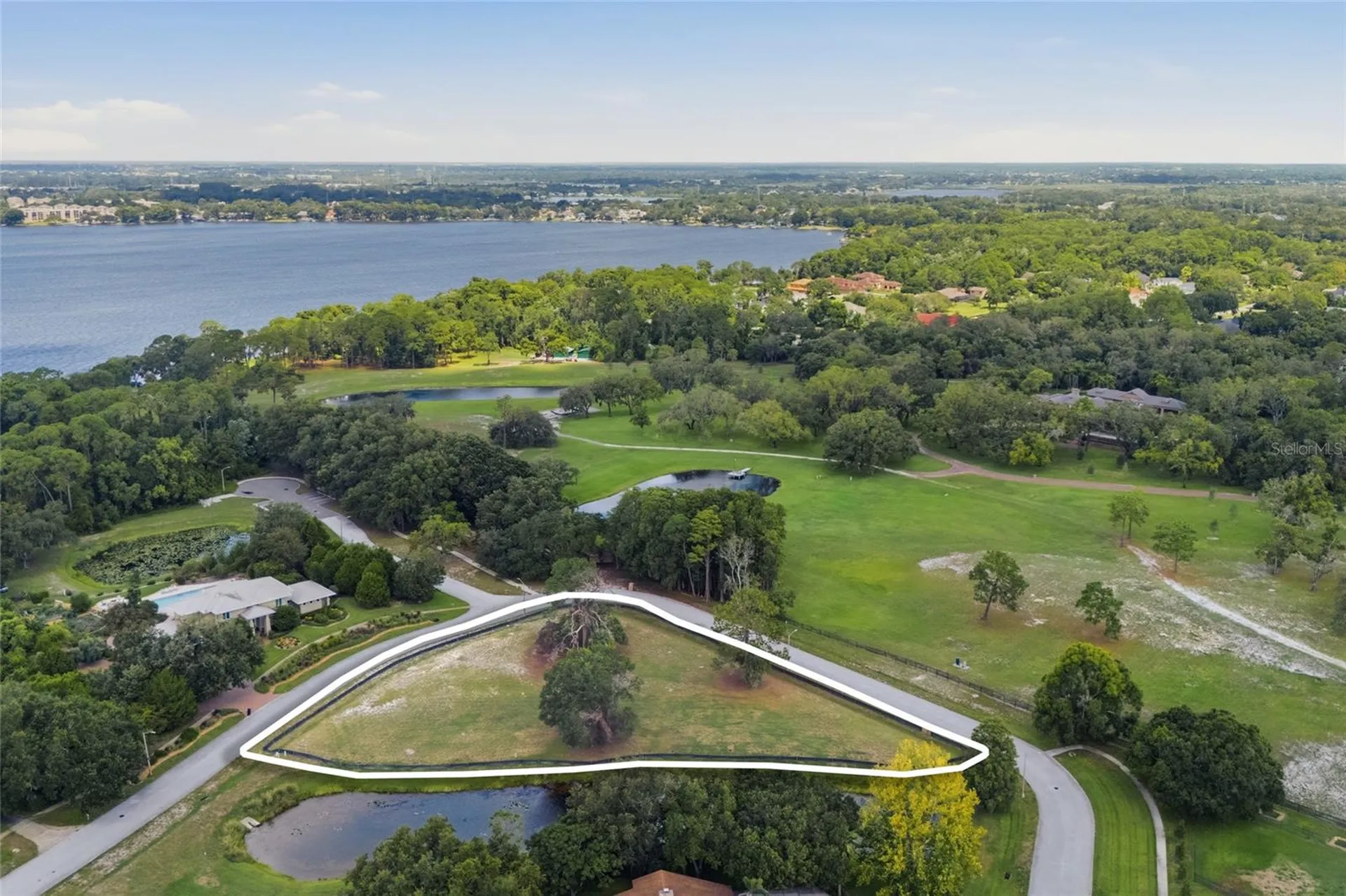 520 Austin Drive Tarpon Springs FL 34688