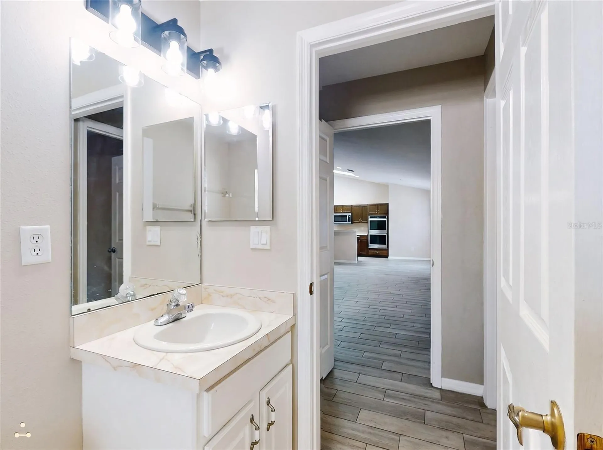 9584 SW 42nd Court Ocala FL 34476