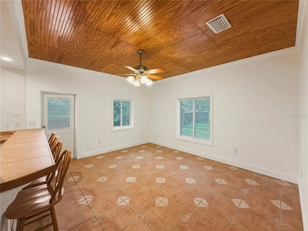 211 E 131st Avenue Tampa FL 33612