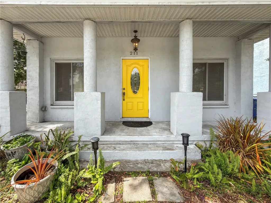 211 E 131st Avenue Tampa FL 33612