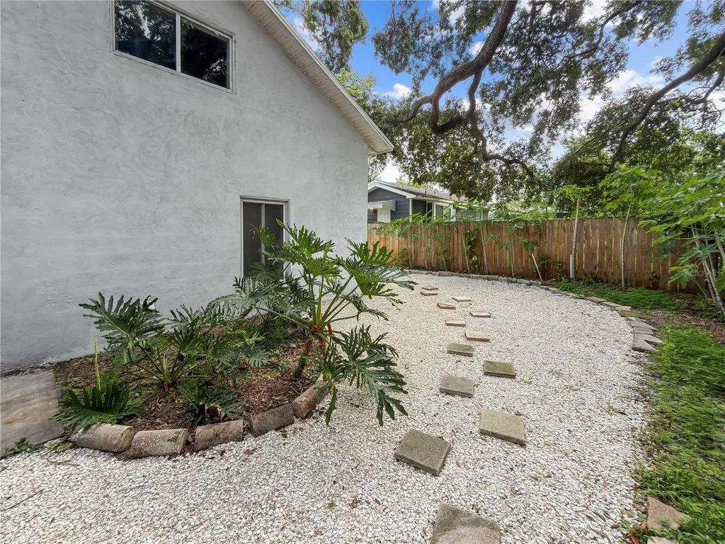 211 E 131st Avenue Tampa FL 33612