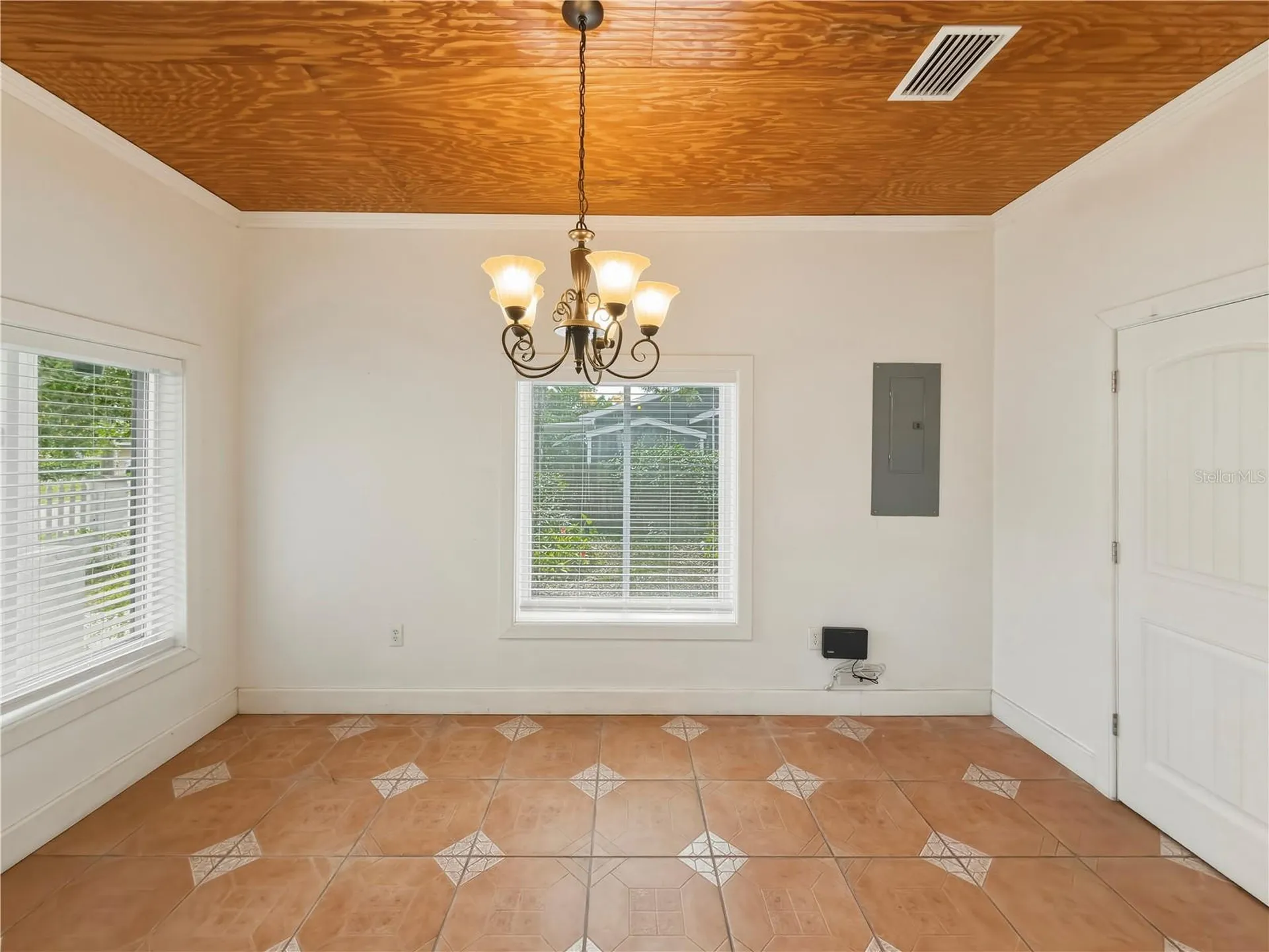 211 E 131st Avenue Tampa FL 33612