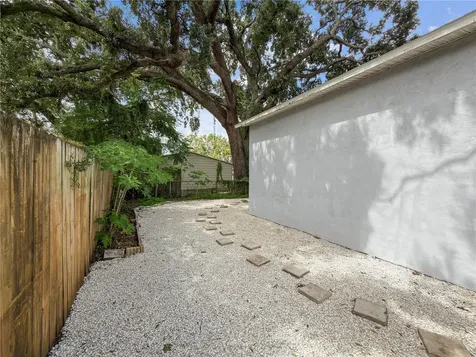 211 E 131st Avenue Tampa FL 33612