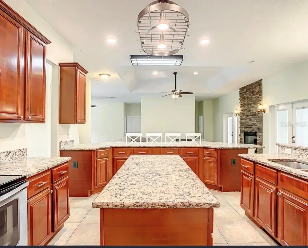 8684 A D Mims Road Orlando FL 32818