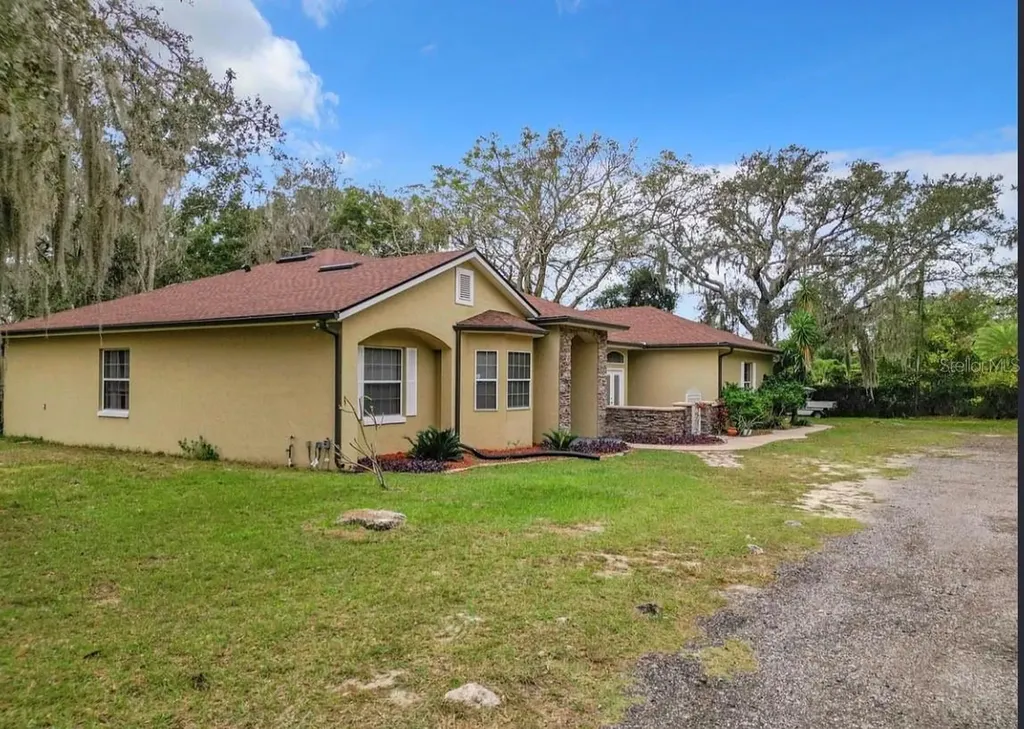 8684 A D Mims Road Orlando FL 32818