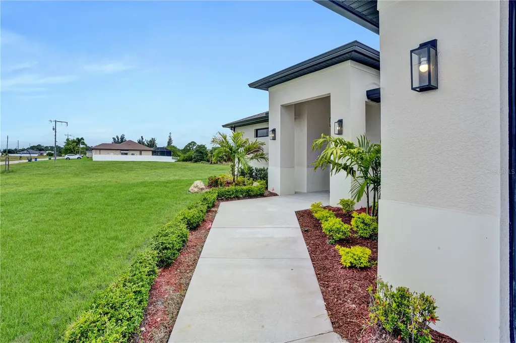 1239 NW 24th Terrace Cape Coral FL 33993