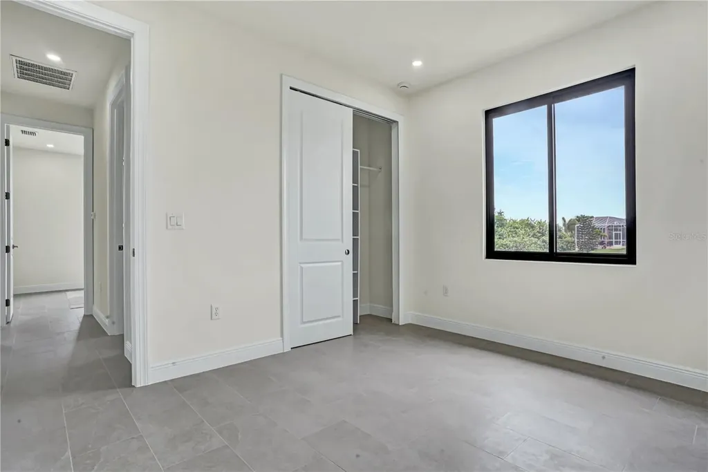 1239 NW 24th Terrace Cape Coral FL 33993