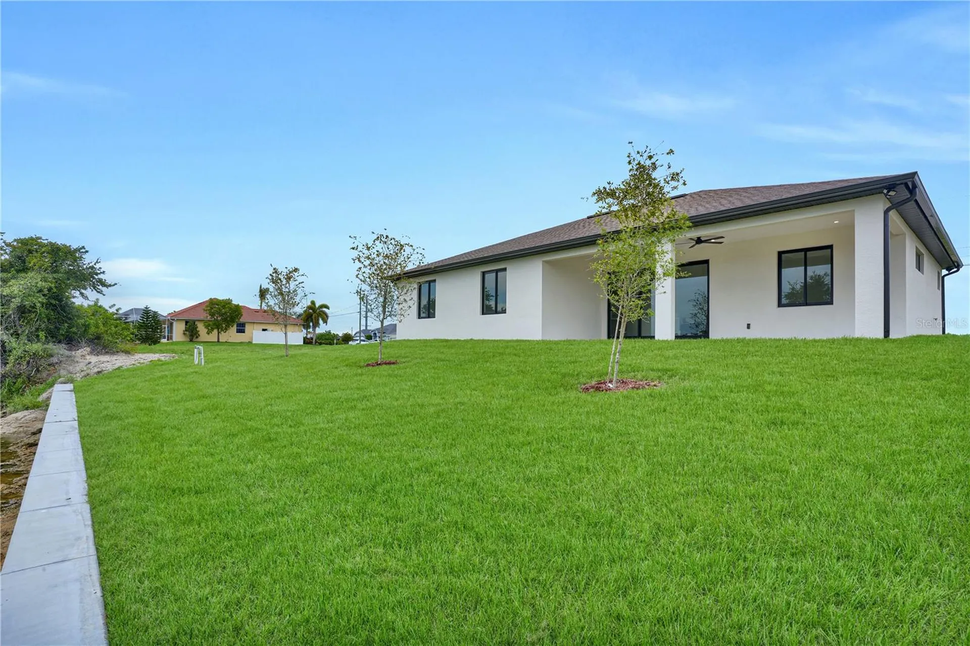 1239 NW 24th Terrace Cape Coral FL 33993