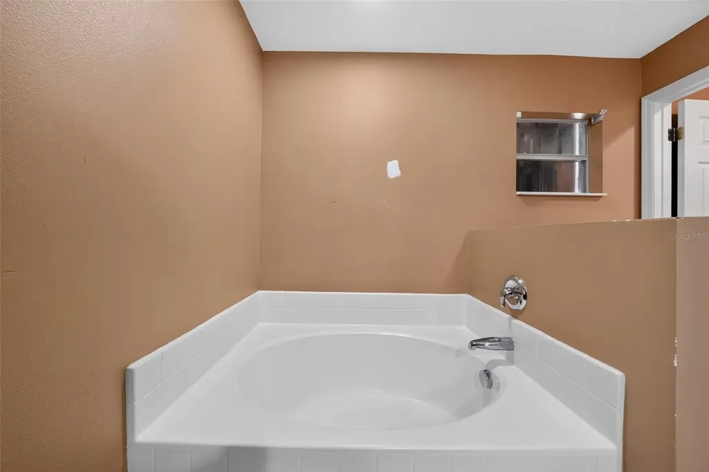 1081 Johnston Road SE Palm Bay FL 32909