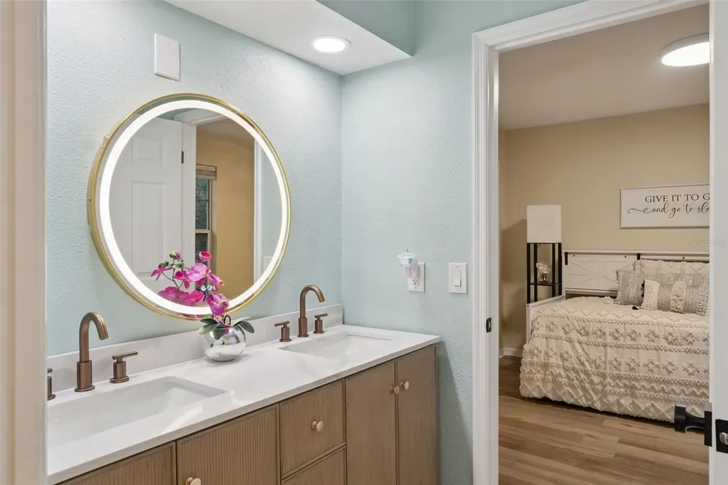 8355 Diamond Cove Circle Orlando FL 32836