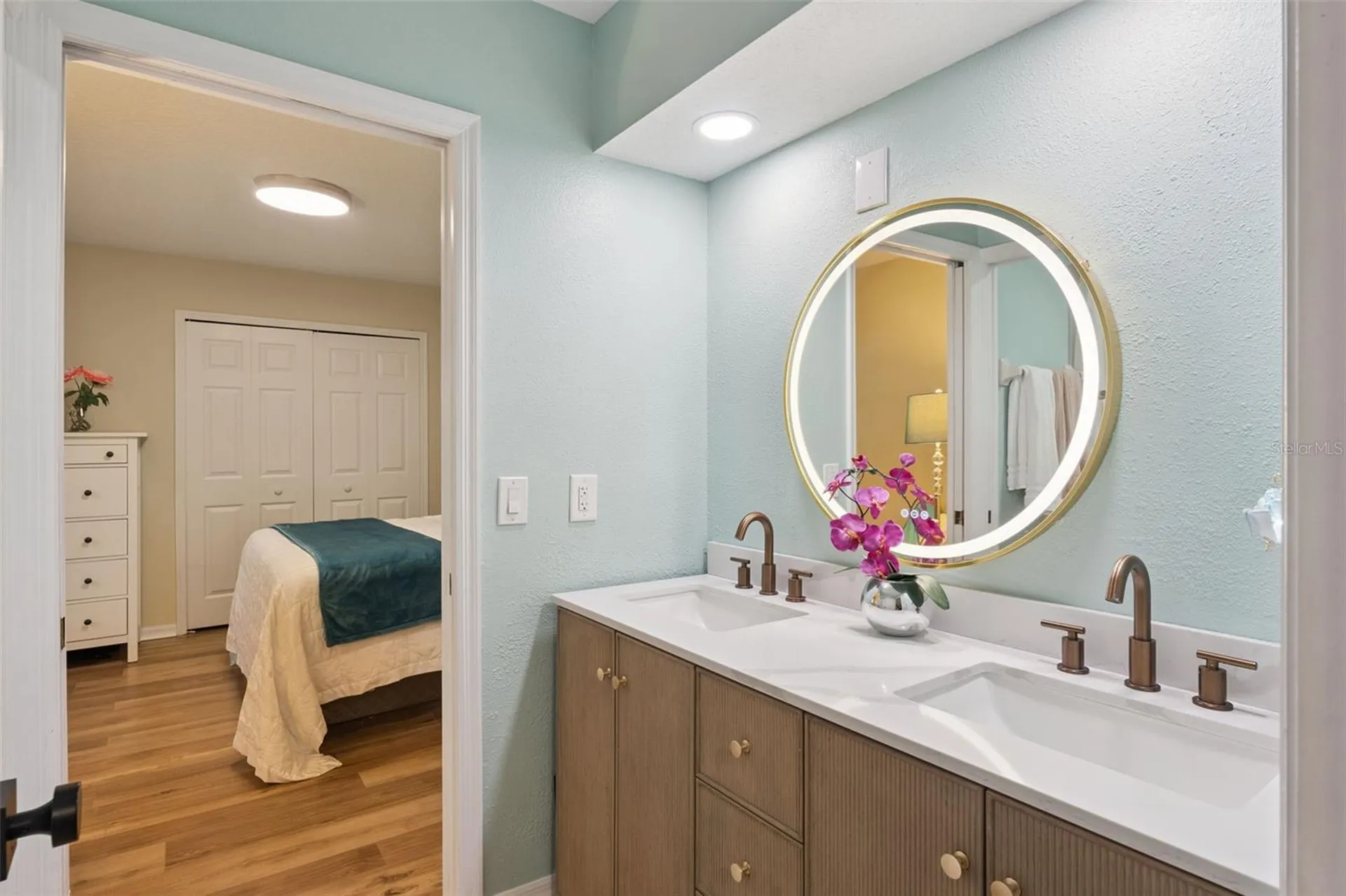 8355 Diamond Cove Circle Orlando FL 32836