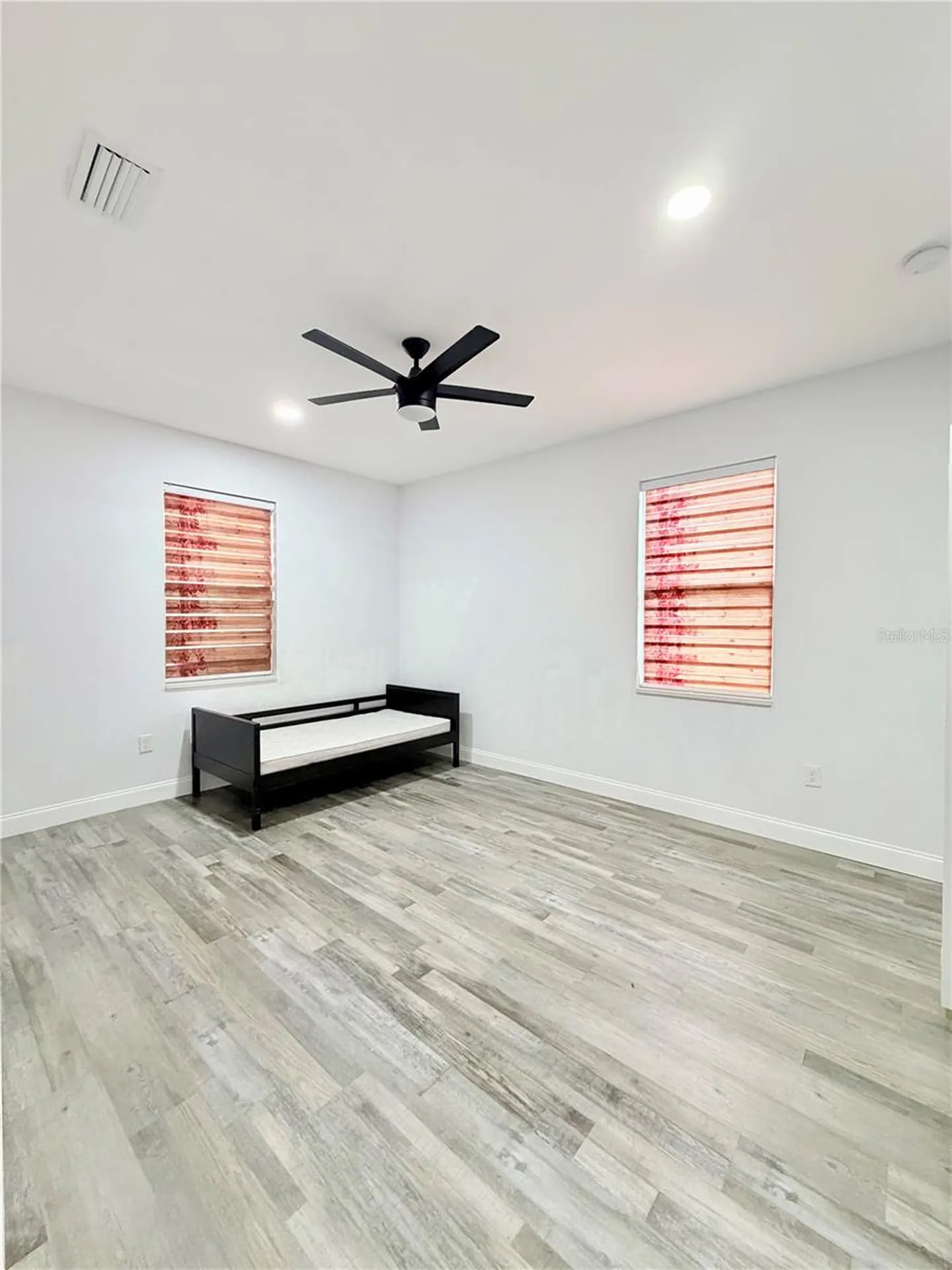 5160 70th Avenue N Pinellas Park FL 33781