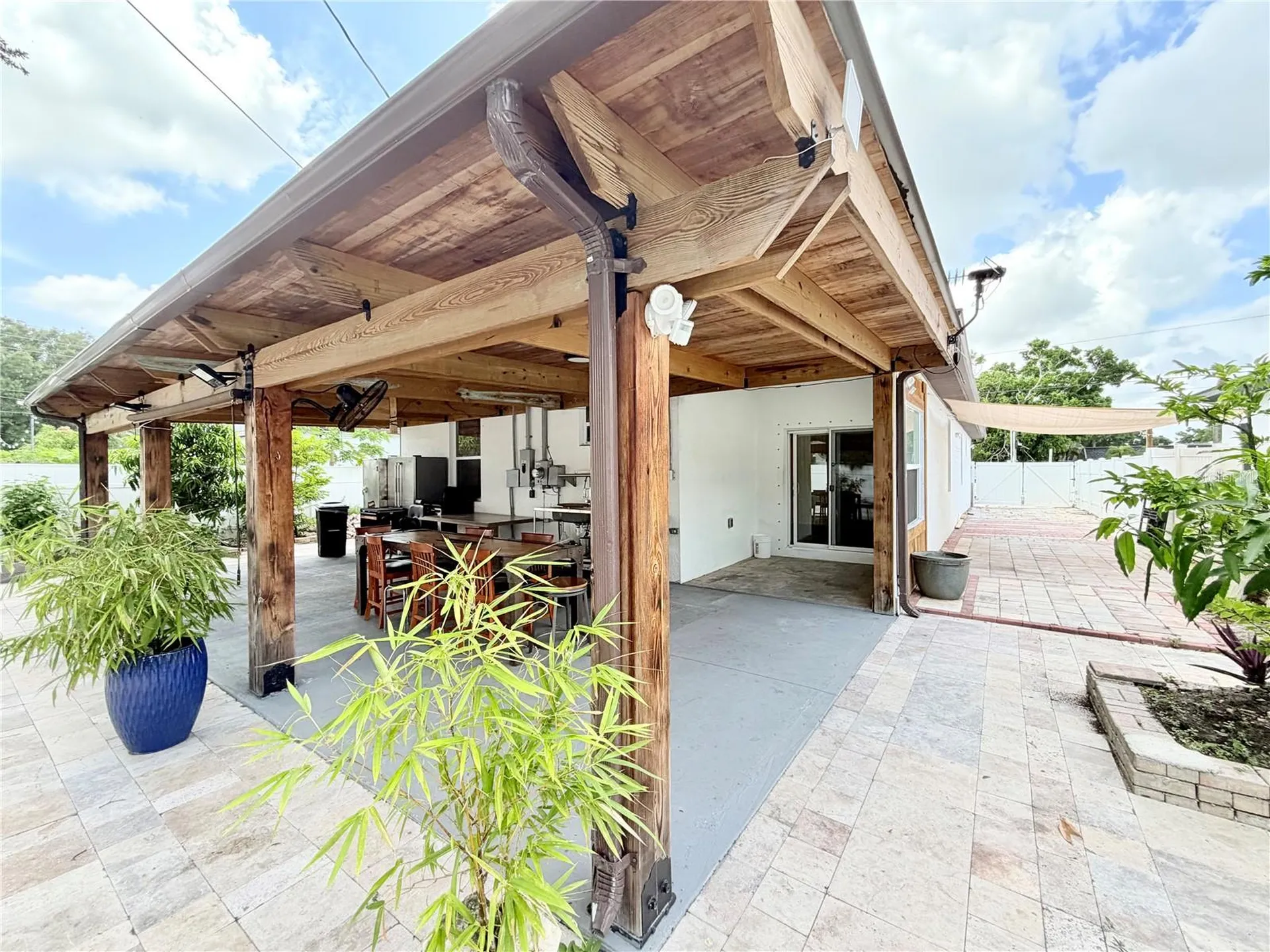5160 70th Avenue N Pinellas Park FL 33781