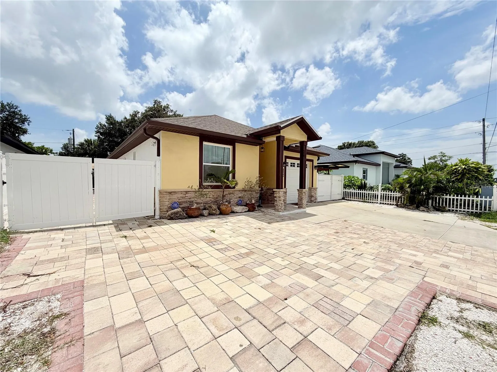 5160 70th Avenue N Pinellas Park FL 33781