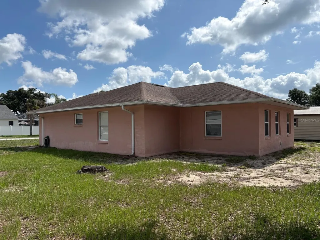 126 Brighton Circle Auburndale FL 33823