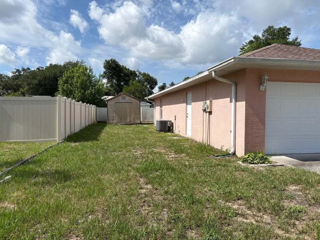 126 Brighton Circle Auburndale FL 33823