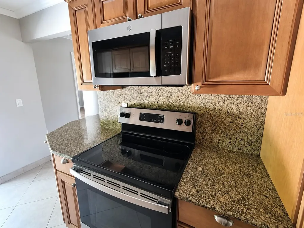 7708 2nd Avenue W Bradenton FL 34209