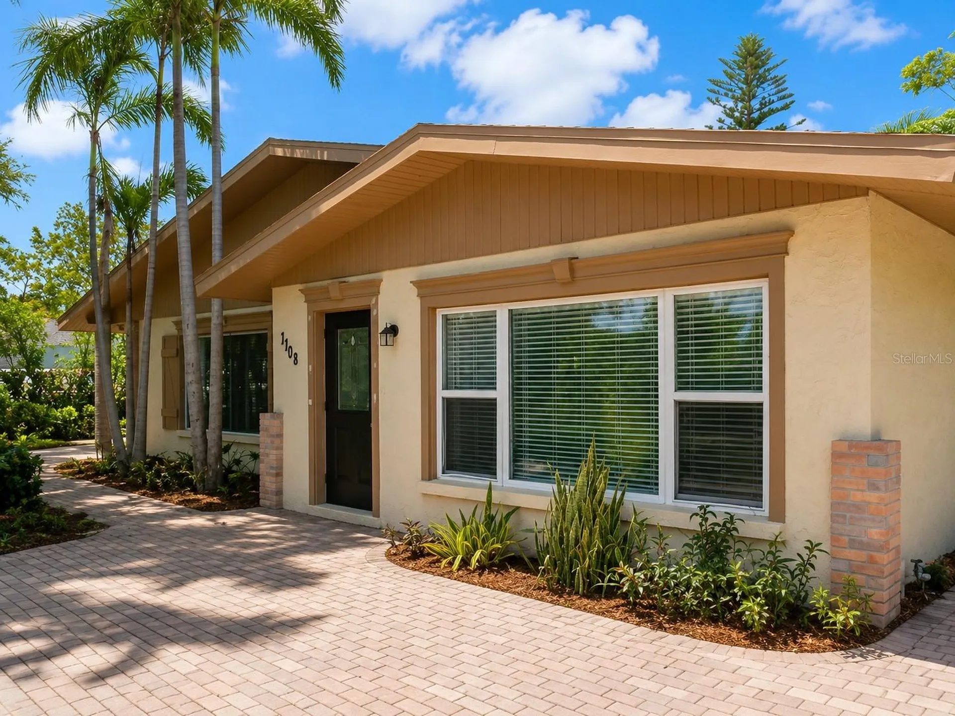 7708 2nd Avenue W Bradenton FL 34209