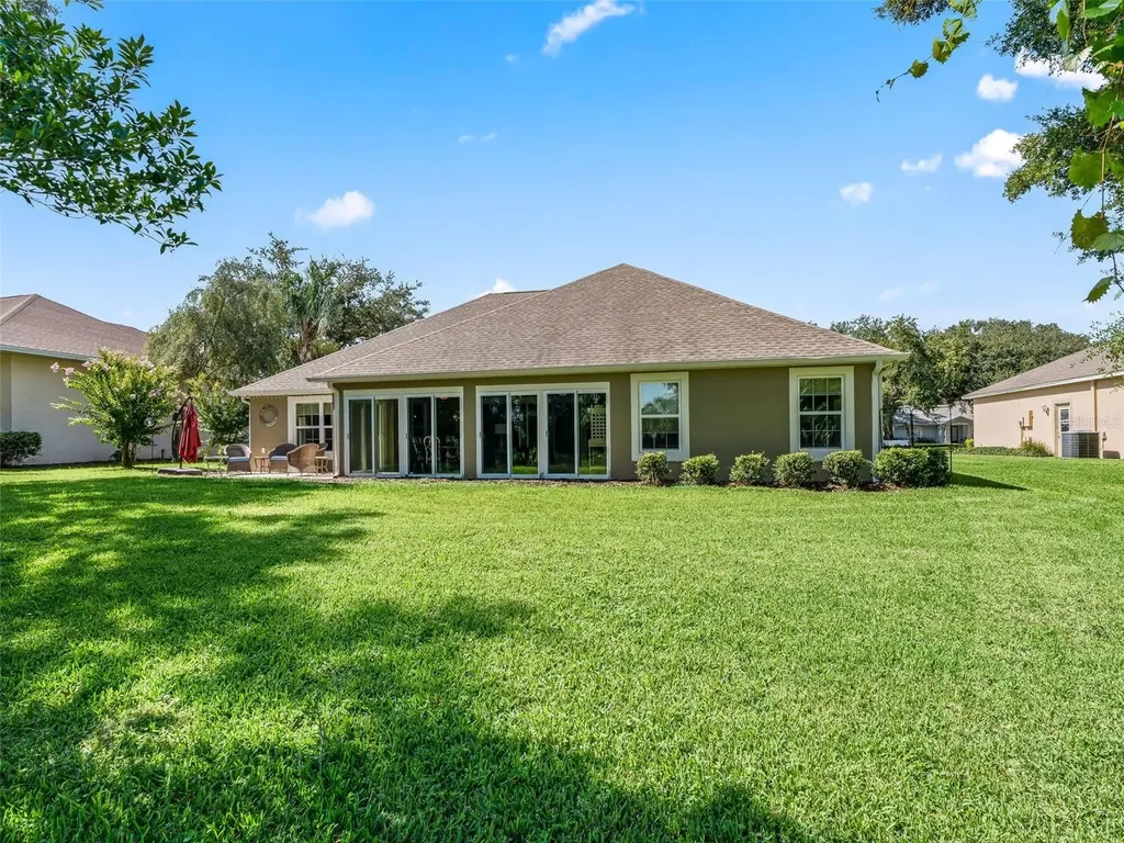 5331 Grove Manor Lady Lake FL 32159