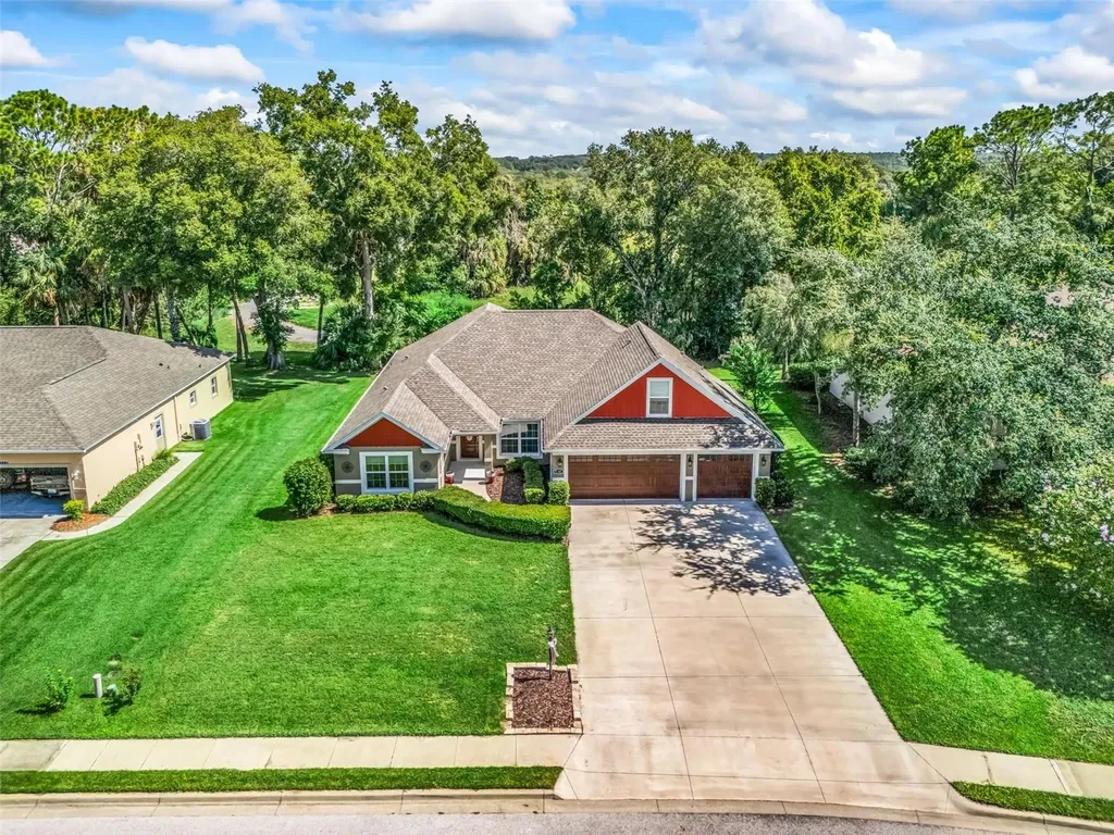 5331 Grove Manor Lady Lake FL 32159