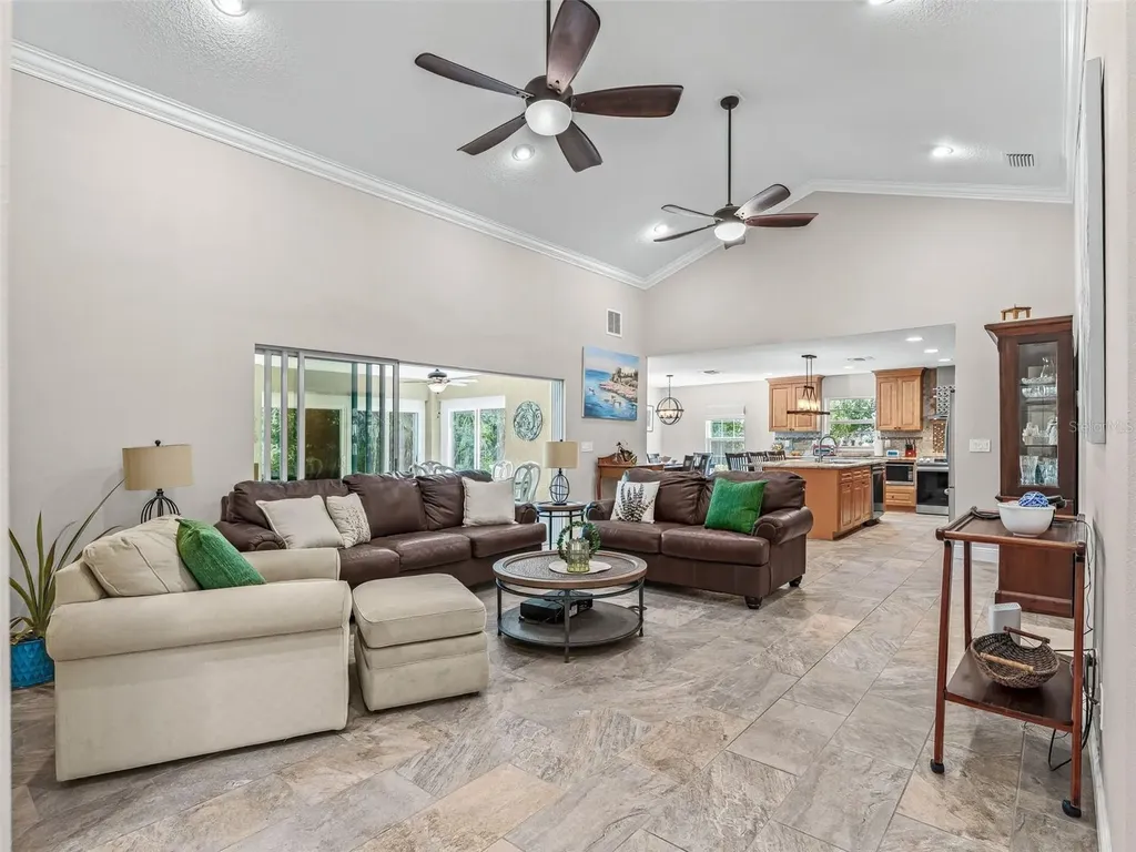 5331 Grove Manor Lady Lake FL 32159