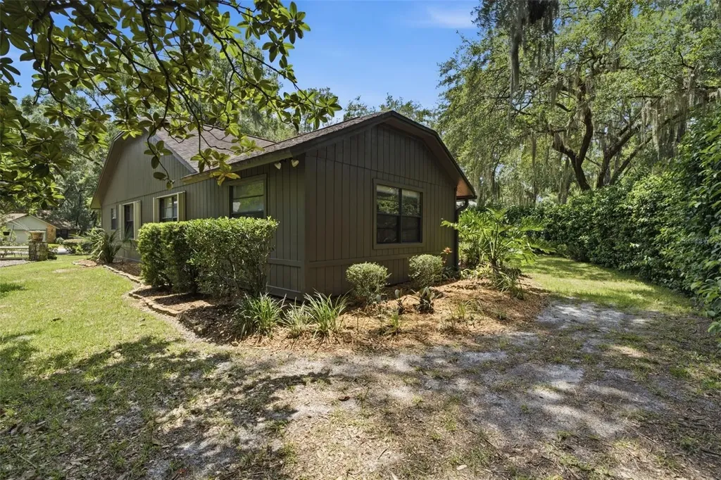 30 Ramblewood Trail Deland FL 32724