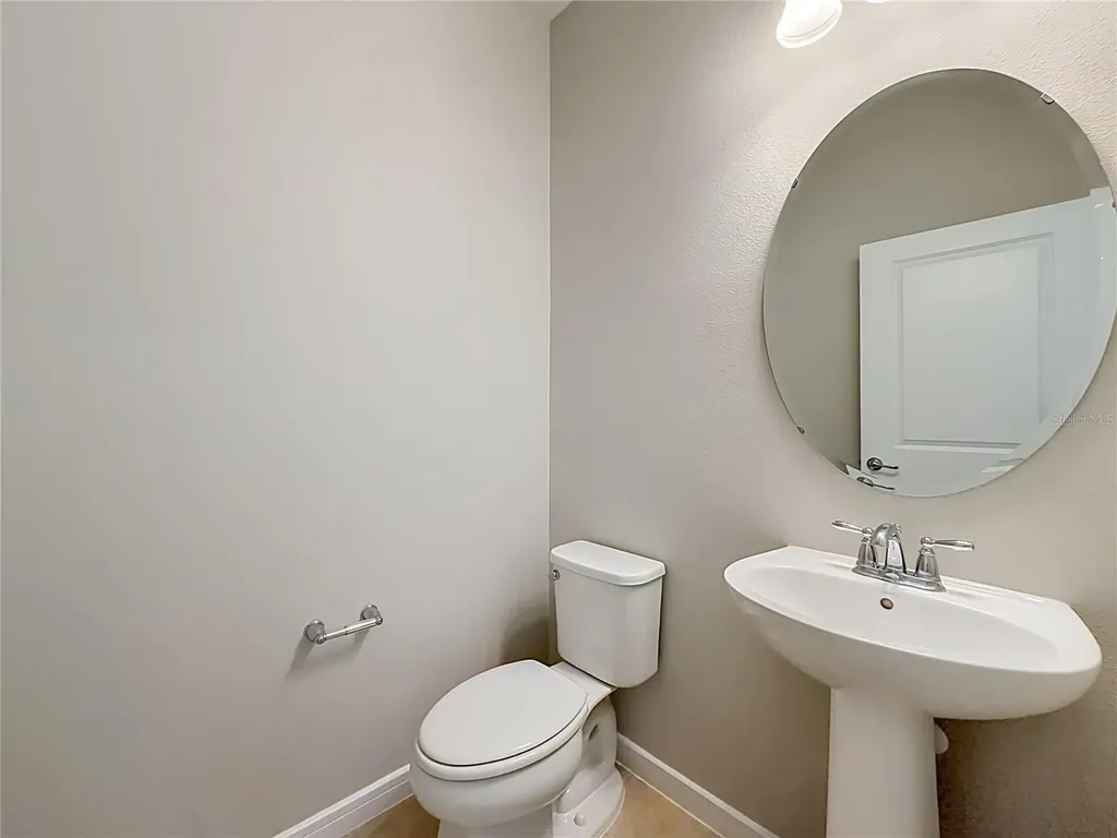 5729 Wooden Pine Drive Orlando FL 32829