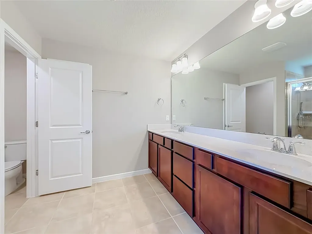 5729 Wooden Pine Drive Orlando FL 32829