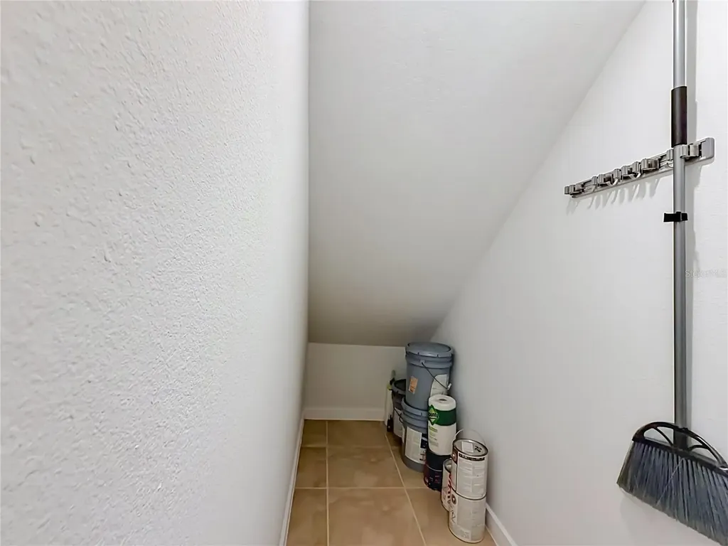 5729 Wooden Pine Drive Orlando FL 32829