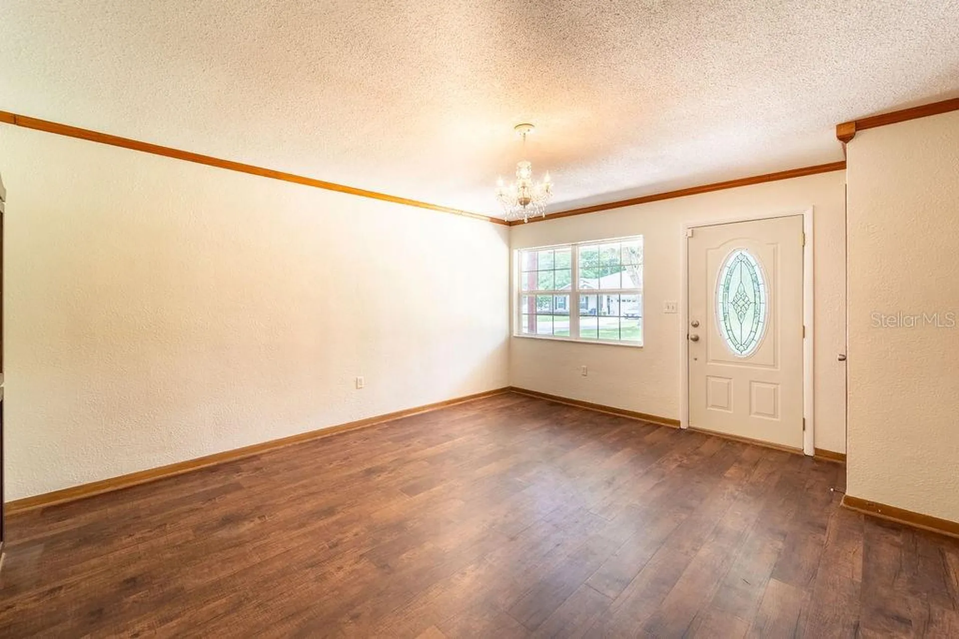 686 E Kentucky Avenue Deland FL 32724