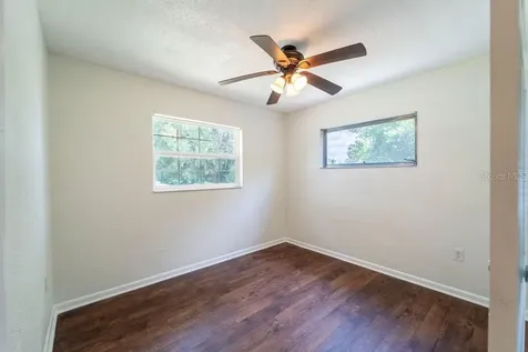 686 E Kentucky Avenue Deland FL 32724