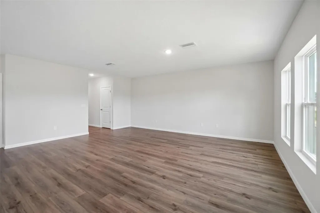 36564 Sagemoor Drive Zephyrhills FL 33541