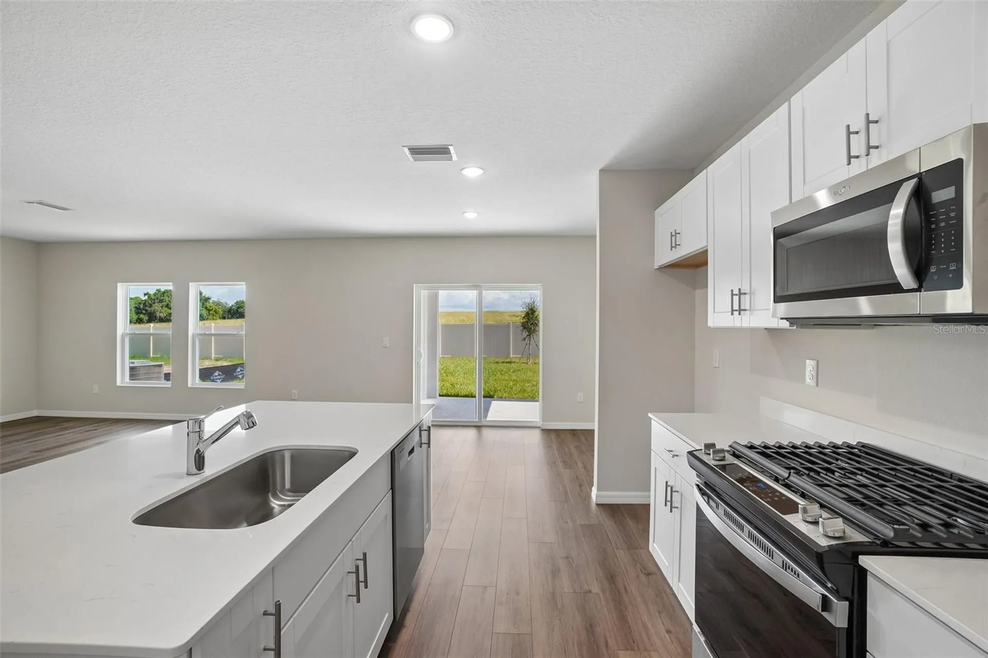36564 Sagemoor Drive Zephyrhills FL 33541