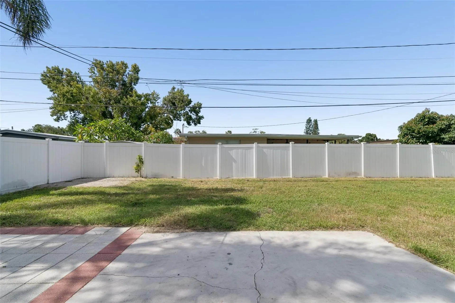 8672 78th Place Seminole FL 33777