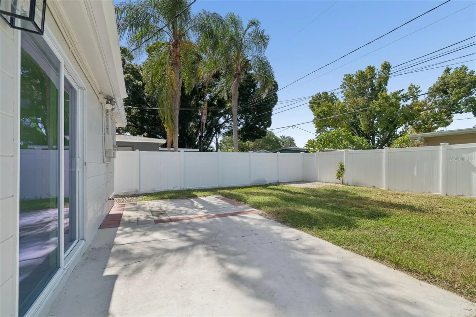 8672 78th Place Seminole FL 33777