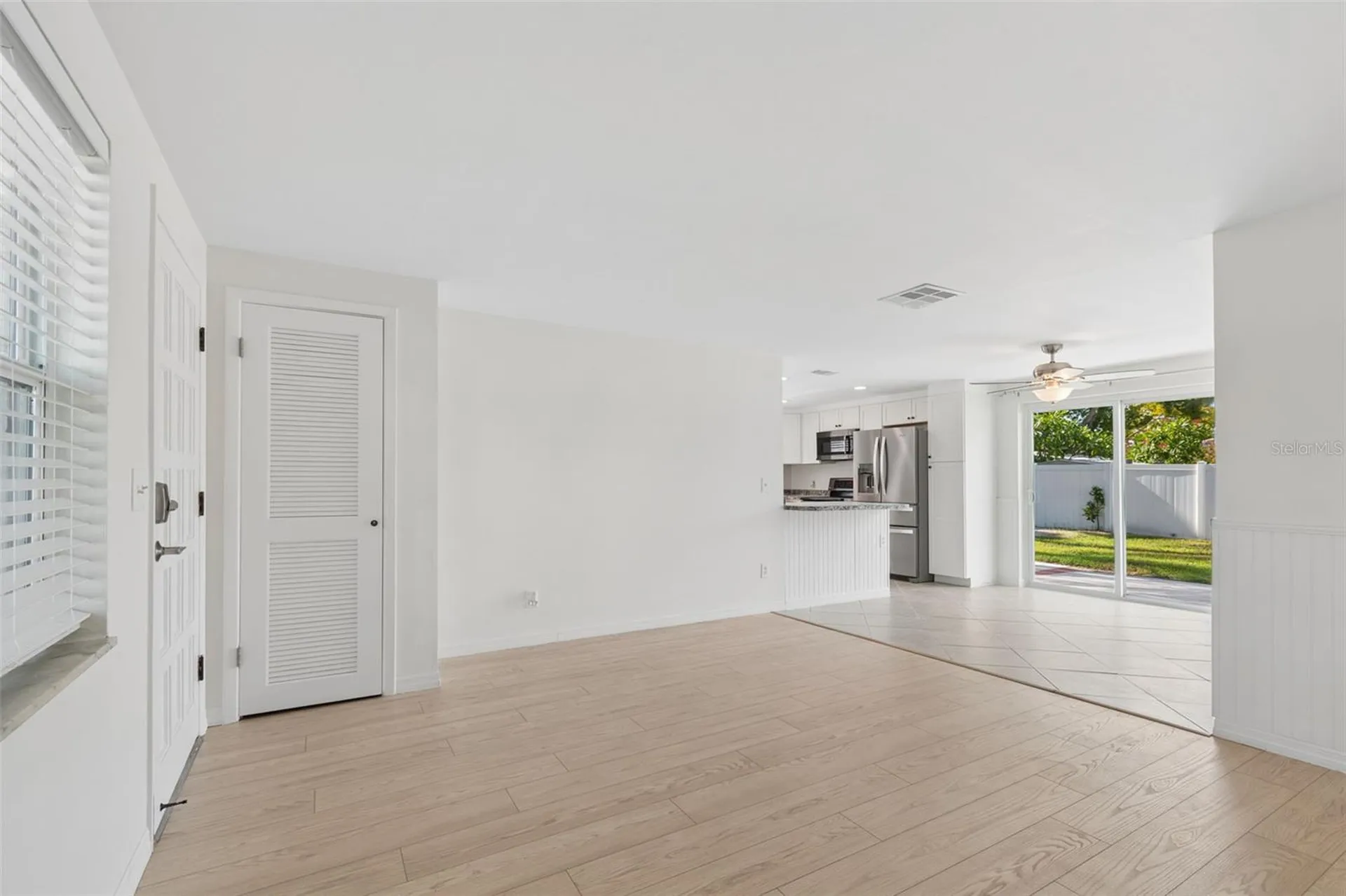 8672 78th Place Seminole FL 33777