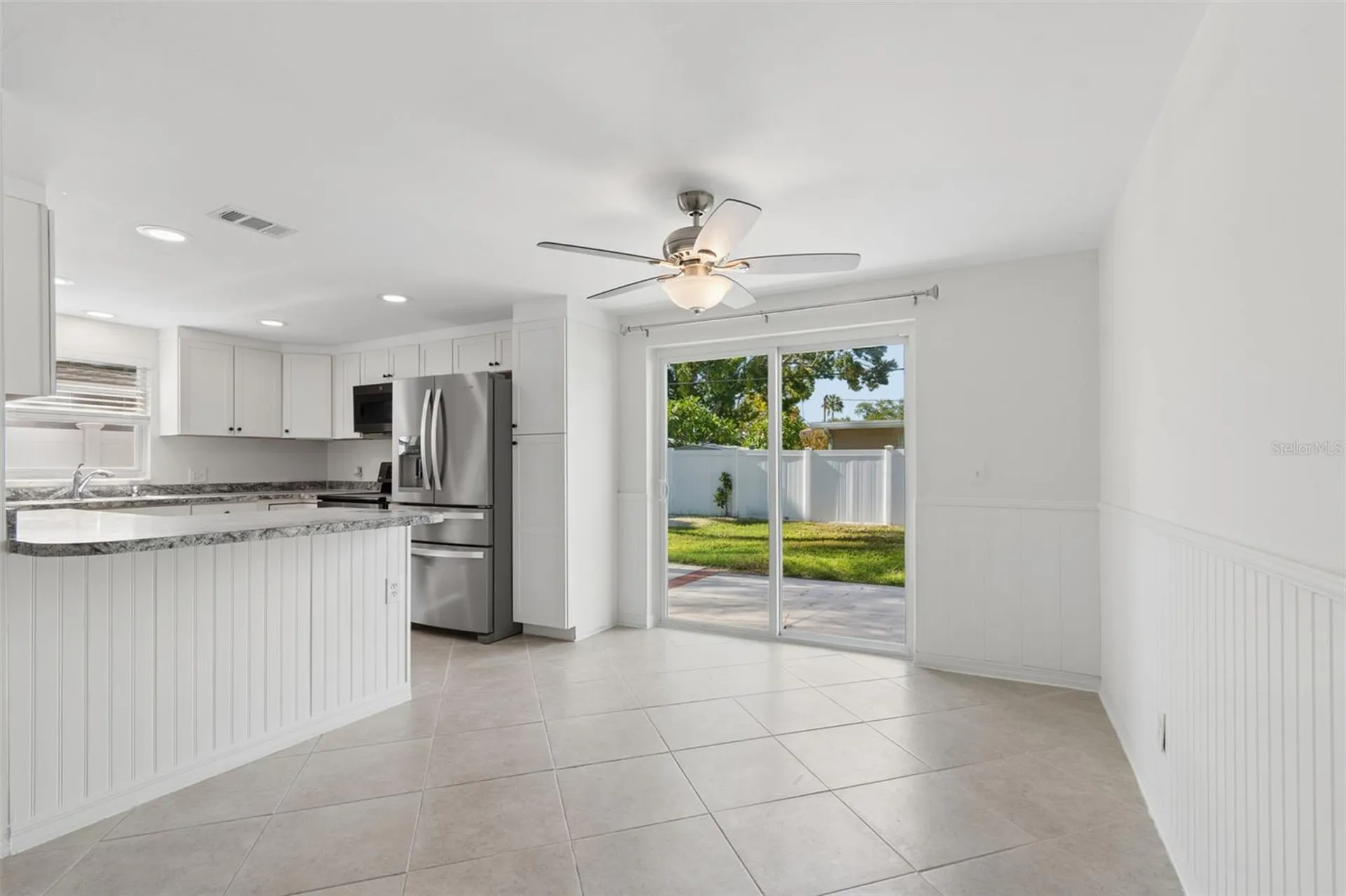 8672 78th Place Seminole FL 33777