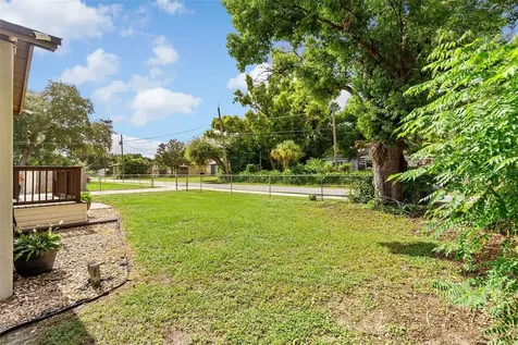 3334 Avenue J NW Winter Haven FL 33881