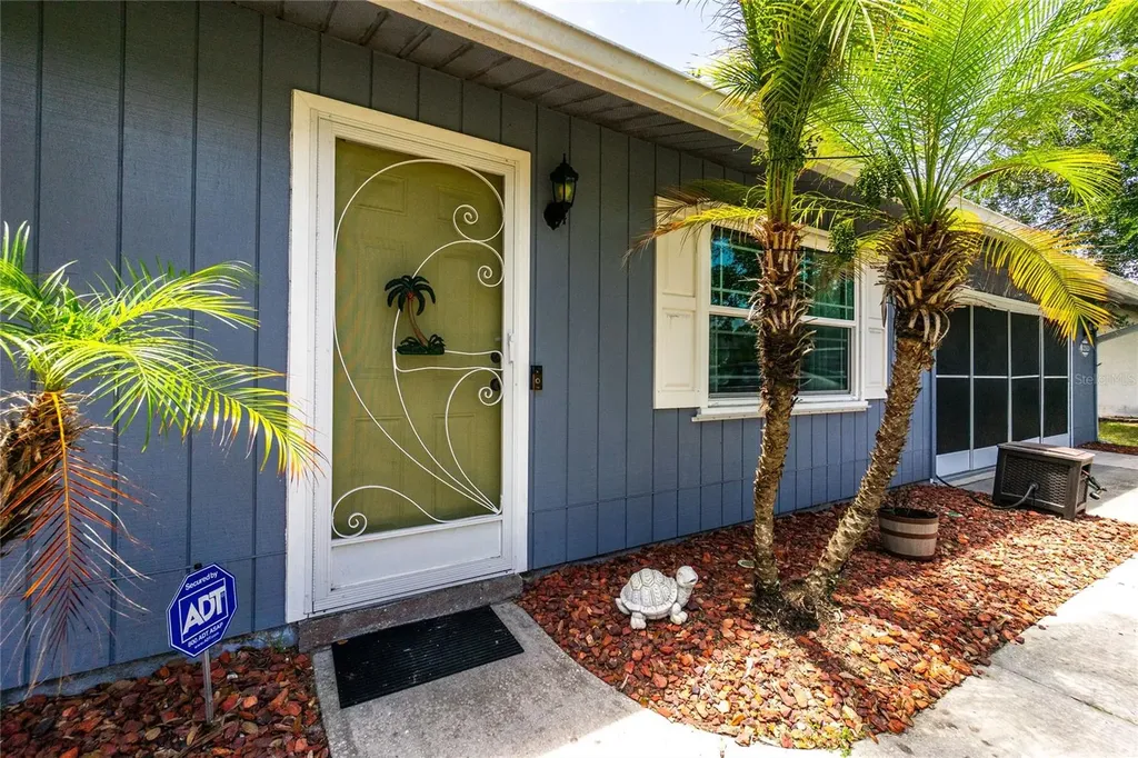 9435 Brewton Avenue Englewood FL 34224