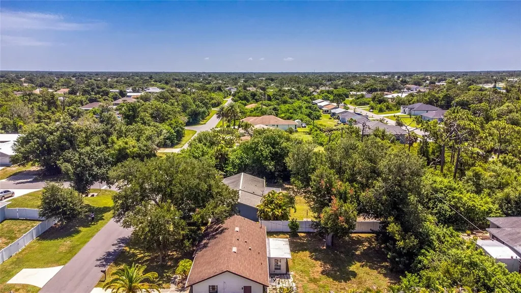 9435 Brewton Avenue Englewood FL 34224
