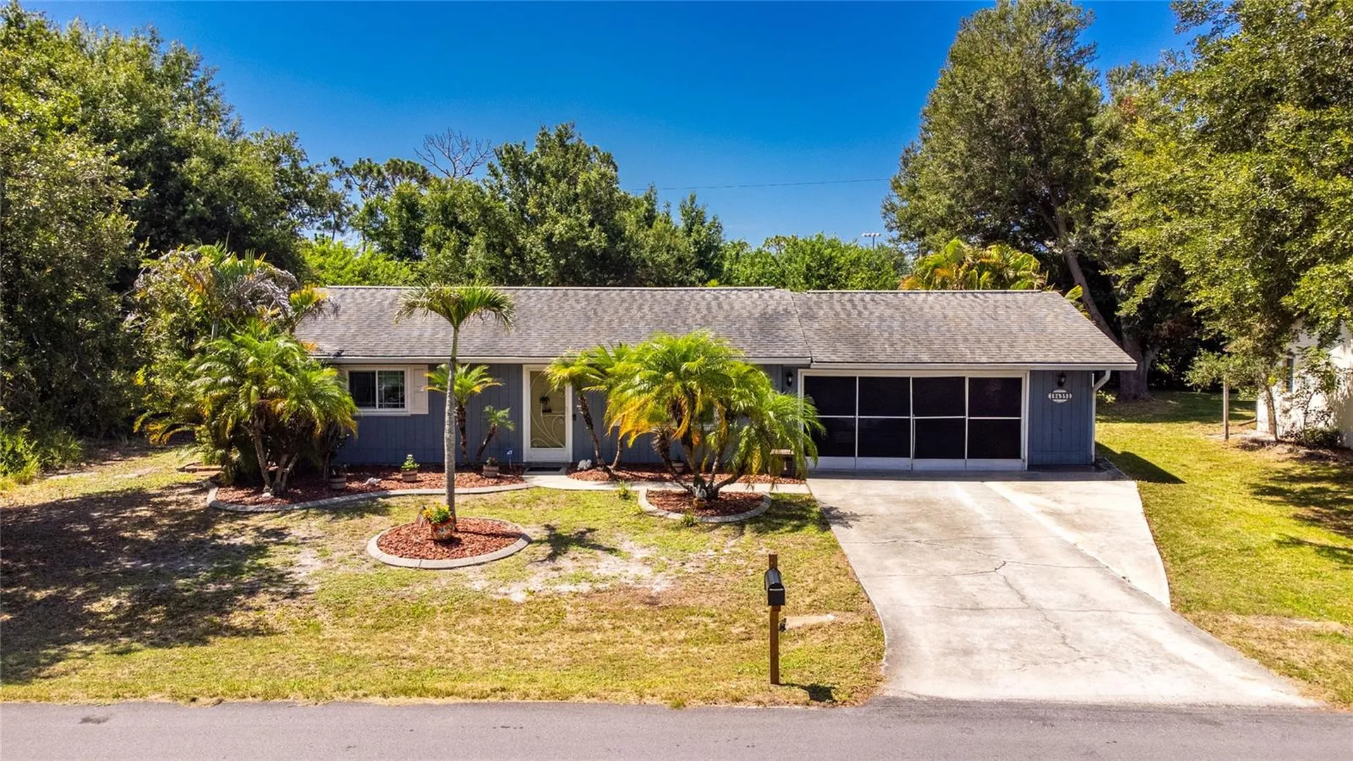 9435 Brewton Avenue Englewood FL 34224
