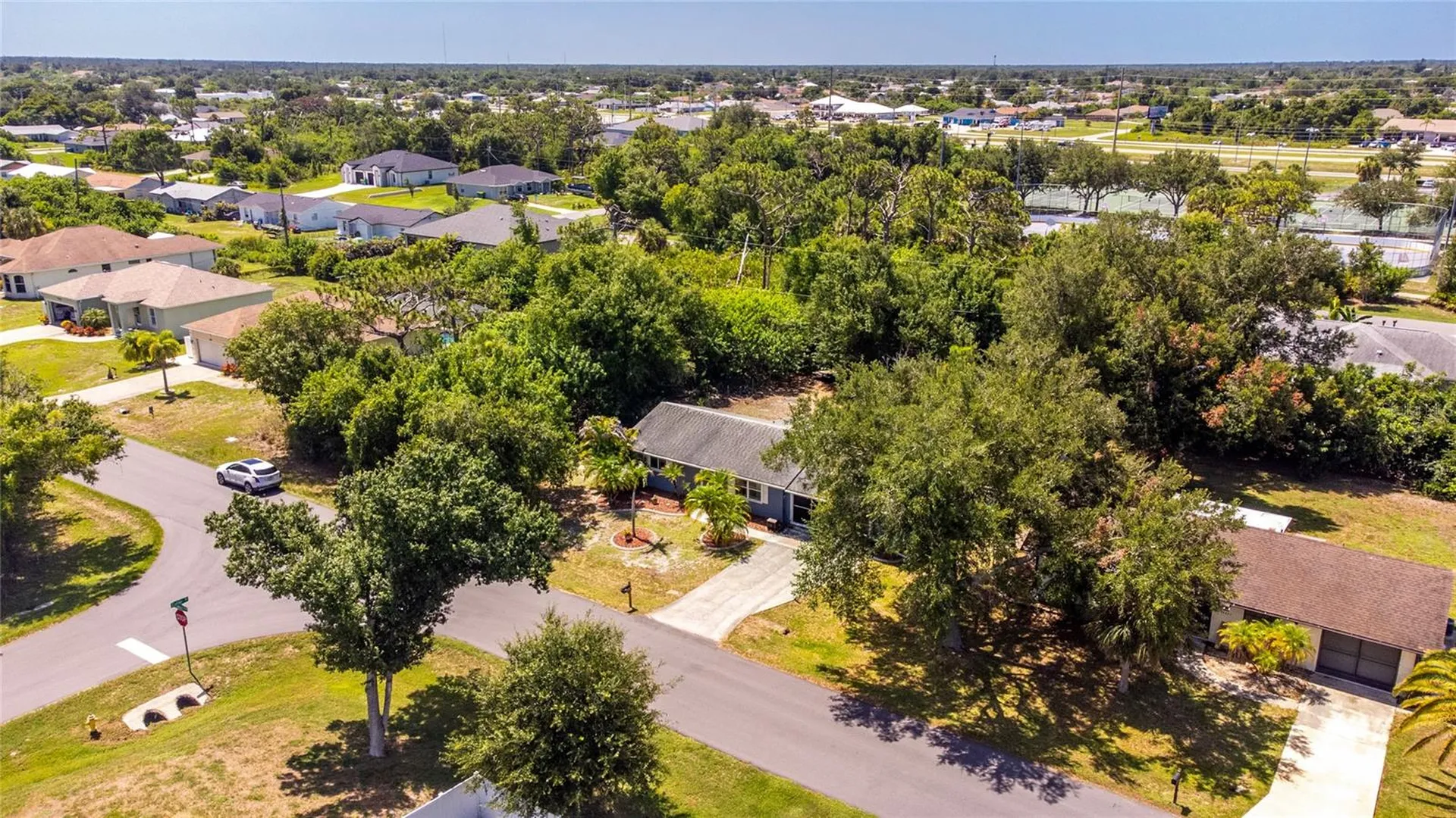9435 Brewton Avenue Englewood FL 34224