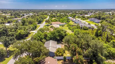 9435 Brewton Avenue Englewood FL 34224