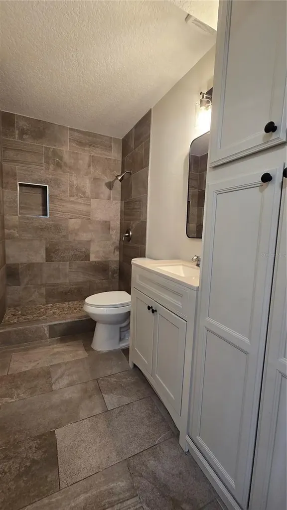 2709 Arc Drive Orlando FL 32826