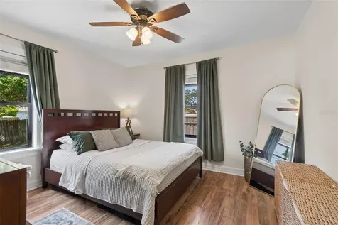 4924 45th Avenue N St Petersburg FL 33709