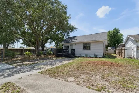 4924 45th Avenue N St Petersburg FL 33709